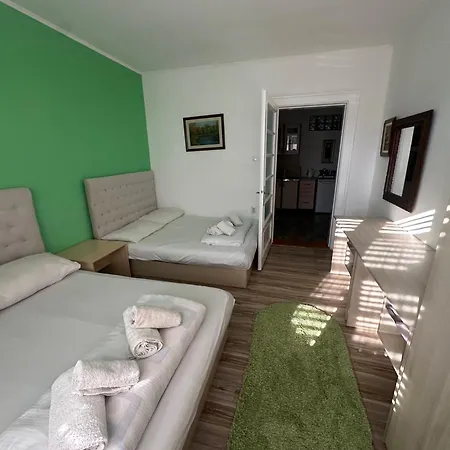 Prenociste Casa Bella & Nova Semesterbostad Palić