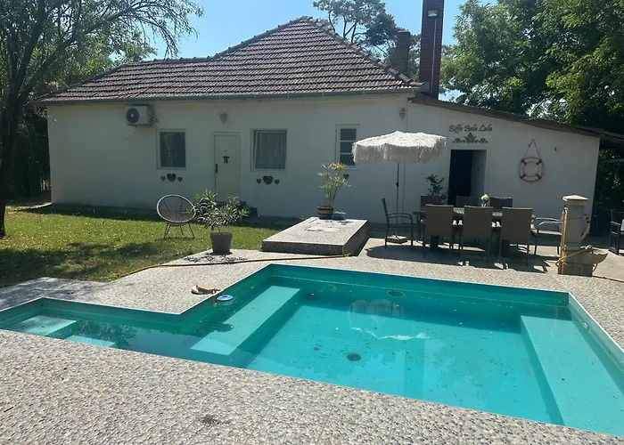 Prenociste Casa Bella & Nova Semesterbostad Palić