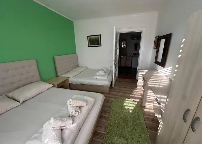 Prenociste Casa Bella & Nova Semesterbostad Palić