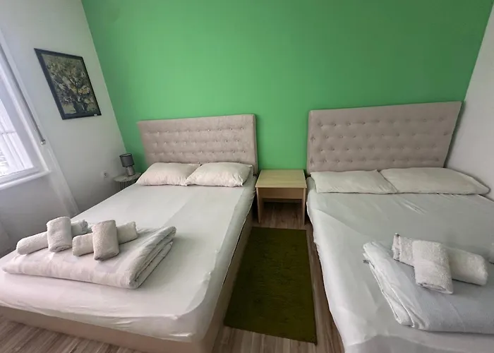 Semesterbostad Prenociste Casa Bella & Nova