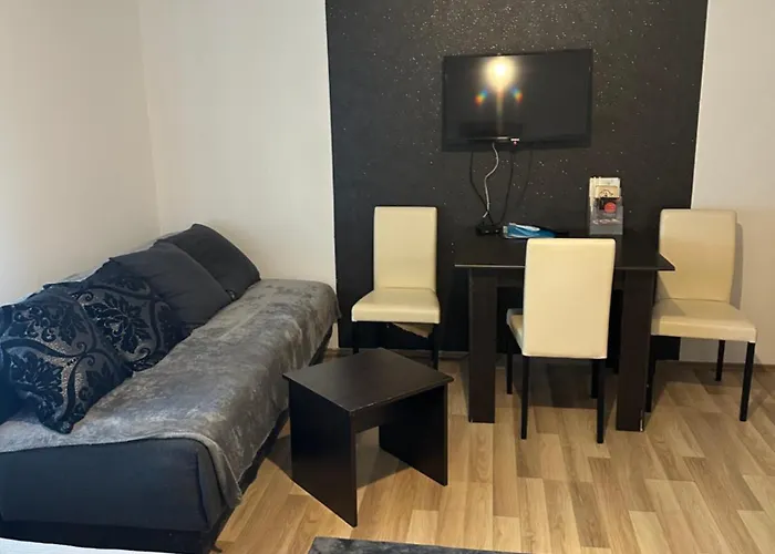 Semesterbostad Prenociste Casa Bella & Nova Palić