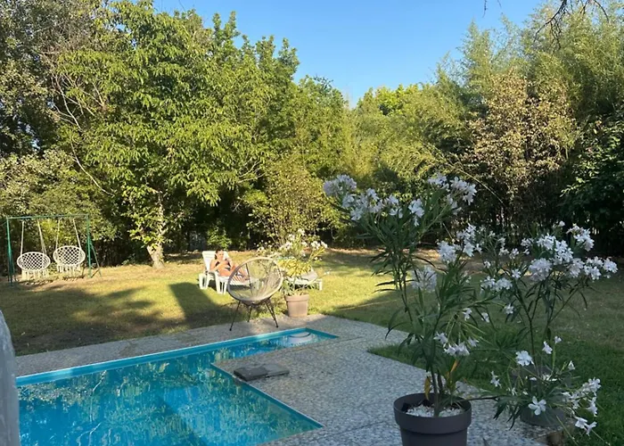 Semesterbostad Prenociste Casa Bella & Nova Palić